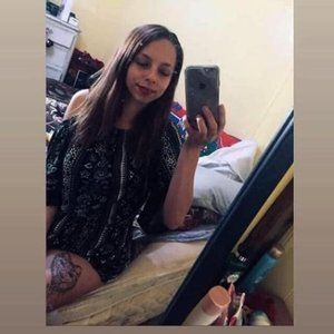 Meet your Posher, Hailey